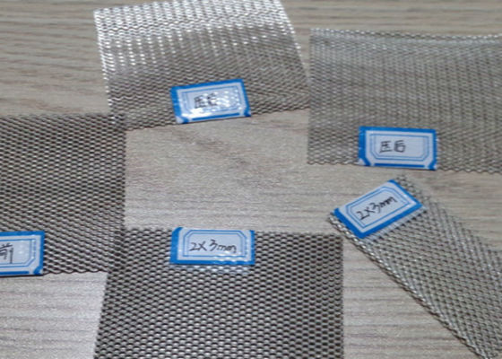 China 99 Pure Silver Metal Mesh Fabric , Diamond Wire Mesh Thermal Conductivity supplier